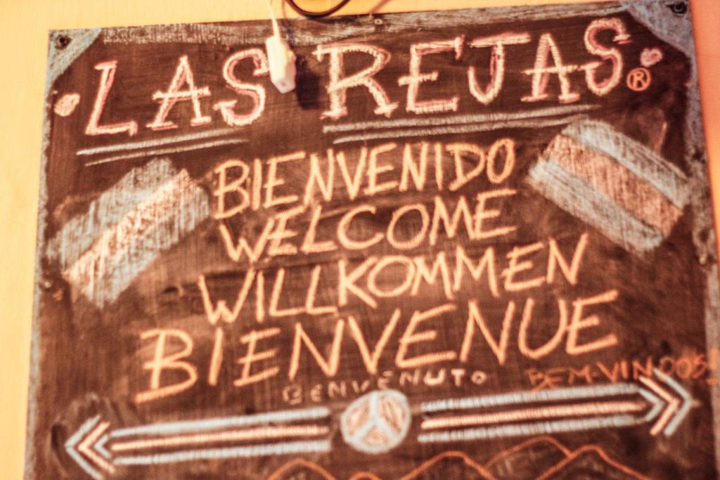 Las Rejas Hostel Сальта Экстерьер фото
