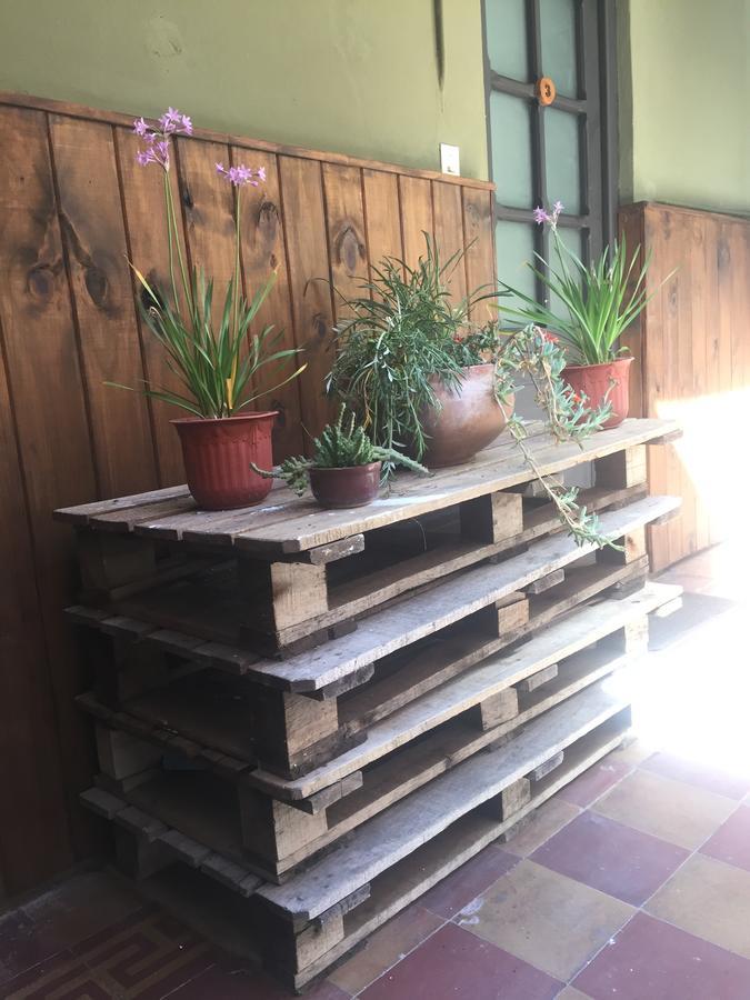 Las Rejas Hostel Сальта Экстерьер фото