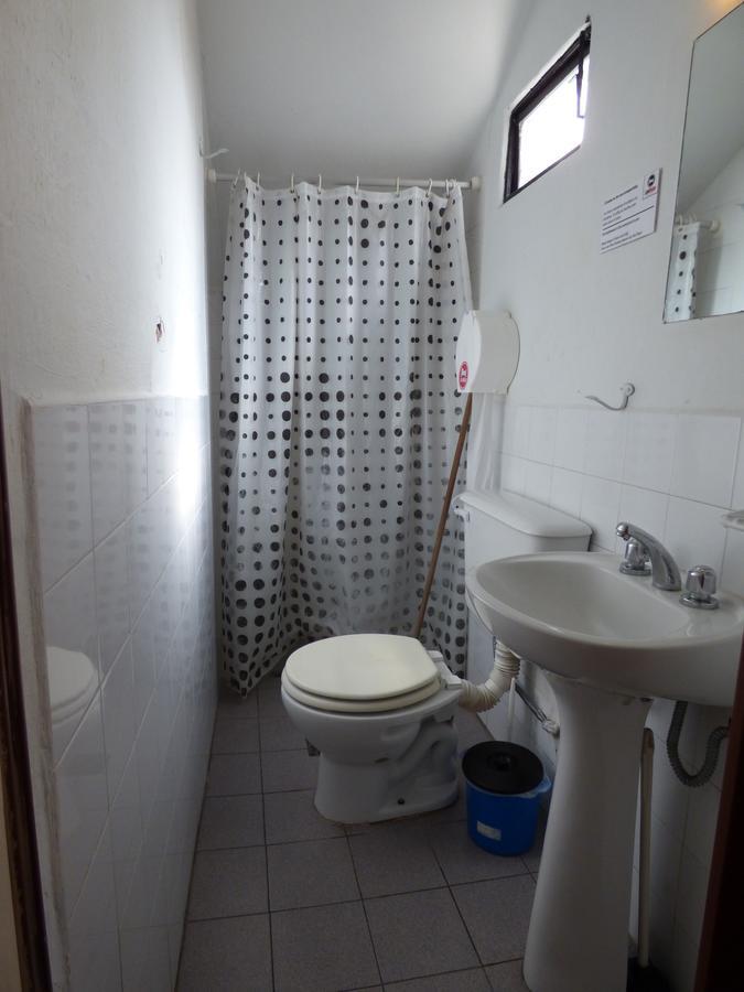 Las Rejas Hostel Сальта Экстерьер фото