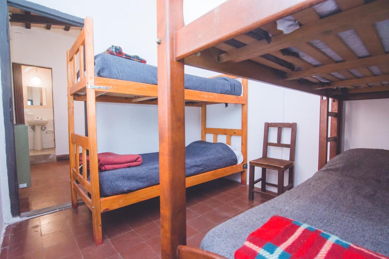 Las Rejas Hostel Сальта Экстерьер фото