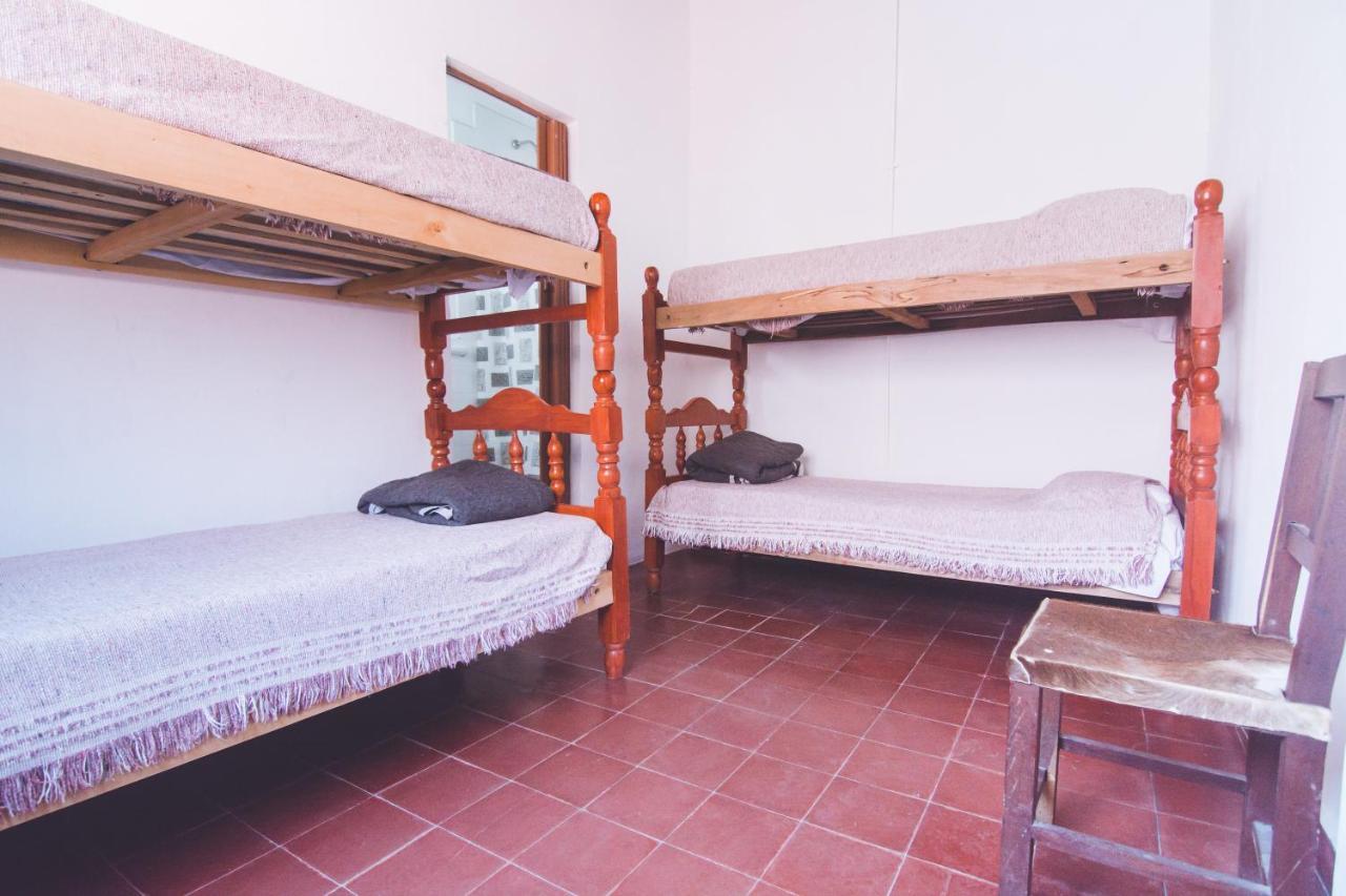 Las Rejas Hostel Сальта Экстерьер фото